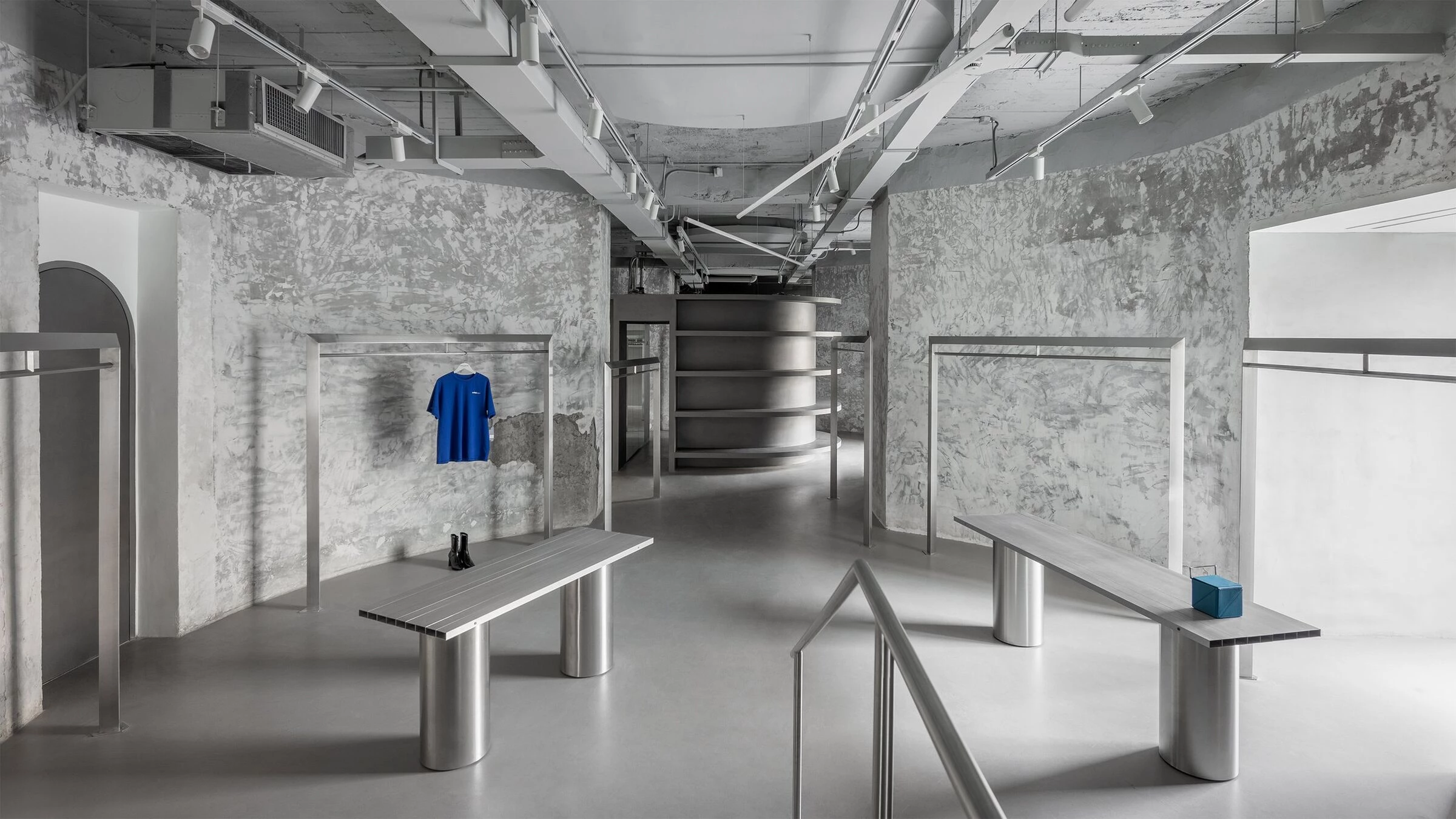 杭州水泥厂旧改新,Evan Buyer 时尚店铺诠释建筑与设计的魅力-17