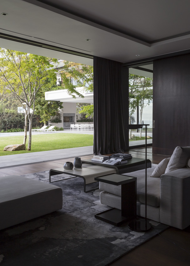 大道弗雷斯纳耶别墅 | 现代奢华与自然融合-49