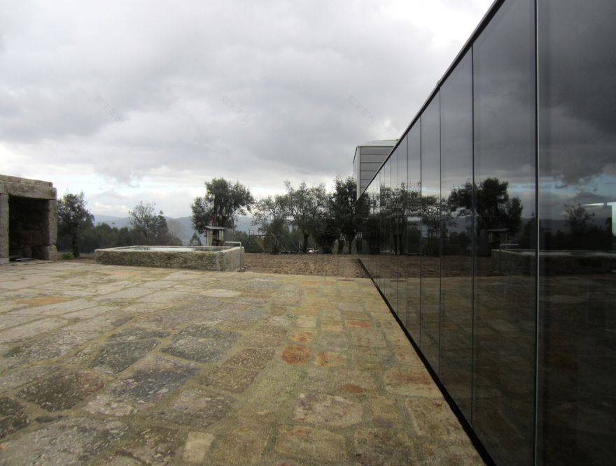 葡萄牙古农场住宅修复与改造-58