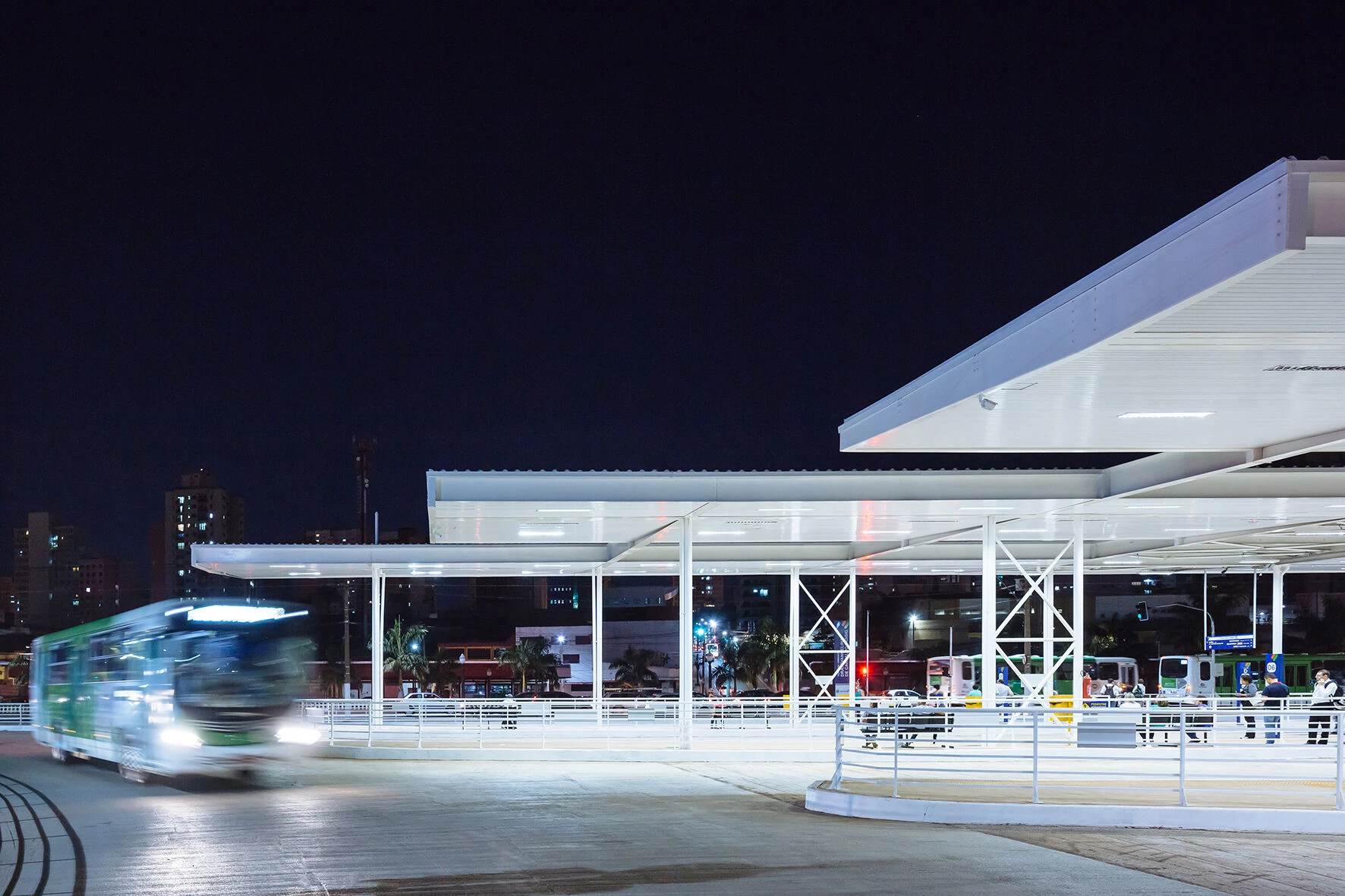 Dra. Evangelina de Carvalho Passig Bus Terminal-17