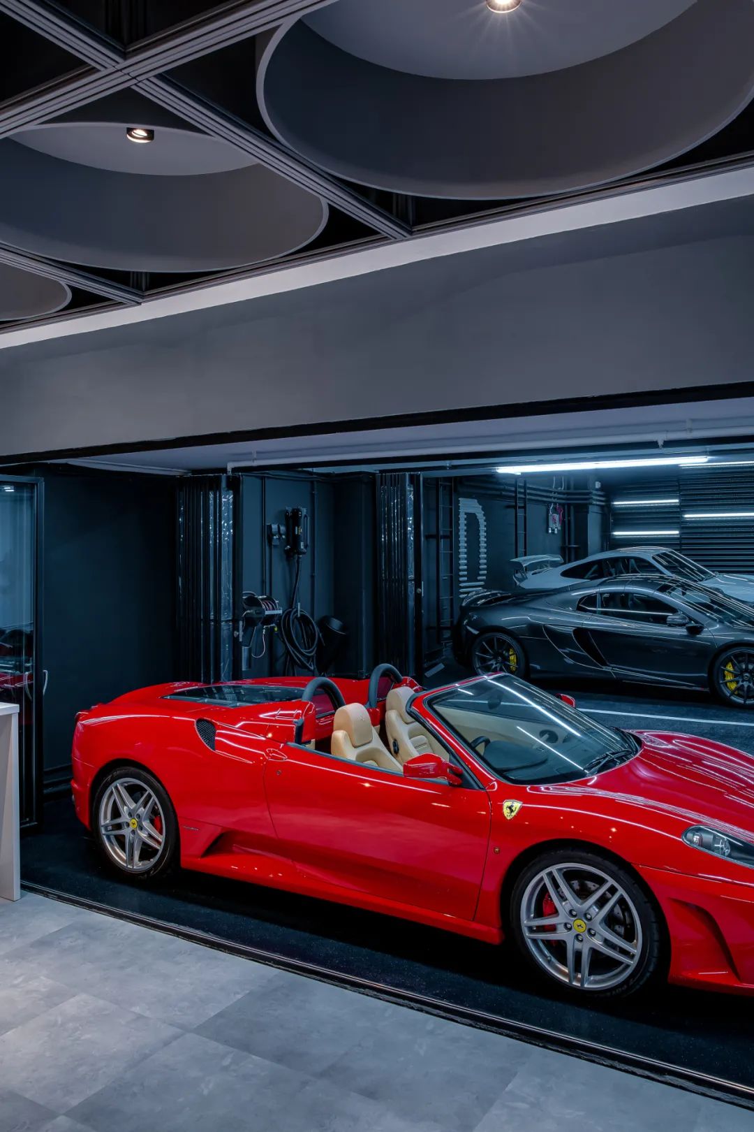 1000㎡私家车库，自由流动的“跑车博物馆”丨OFT设计-60