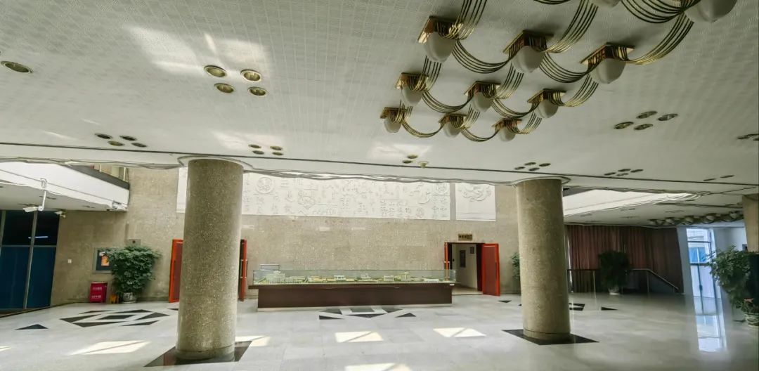 中法交织的场所重生：北语逸夫楼空间改造实践-22