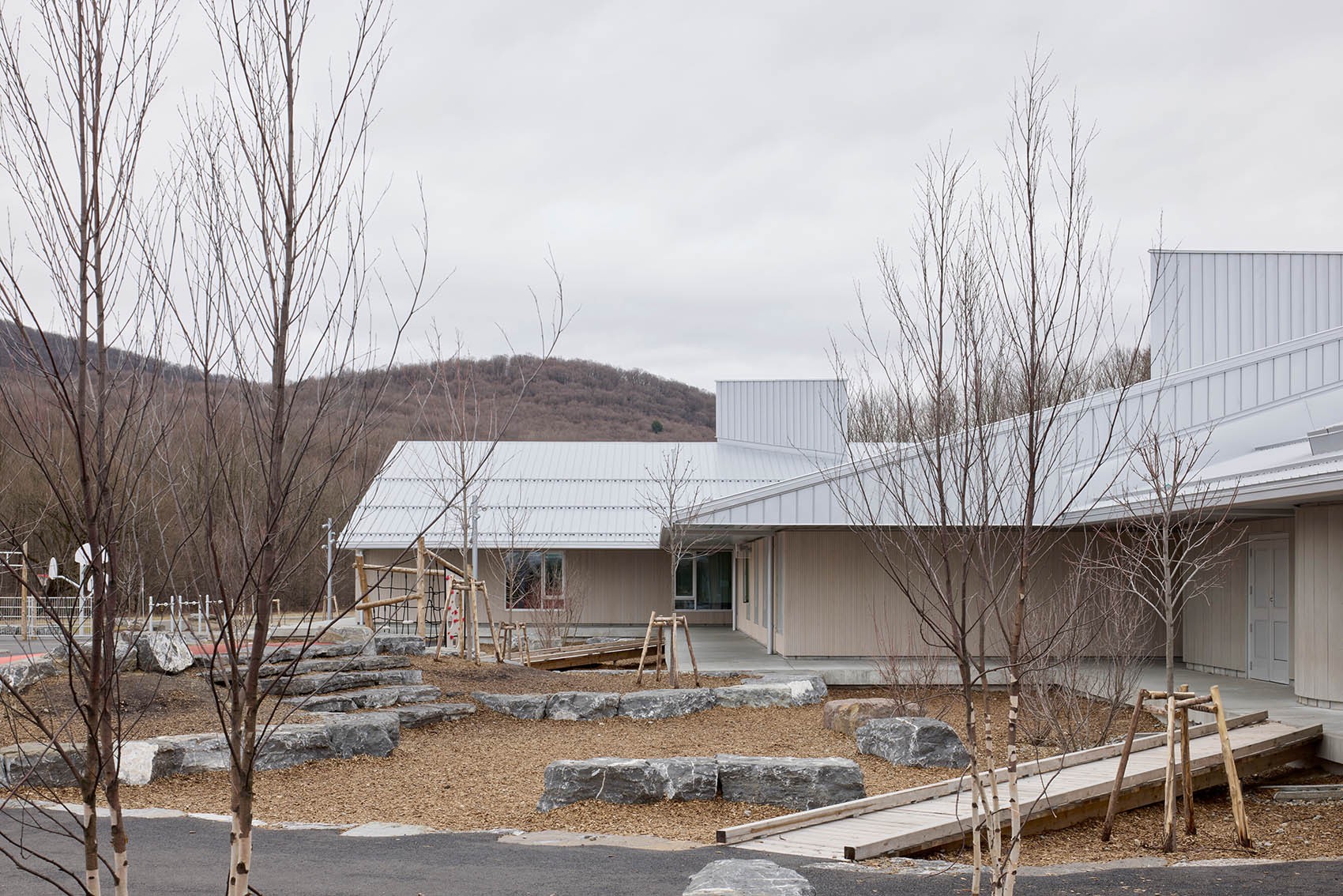 Zénith学校，加拿大 / Pelletier de Fontenay + Leclerc-17