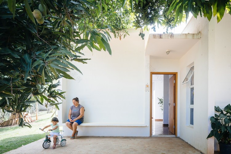 巴西模块化住宅“Casa dos Caseiros”-7