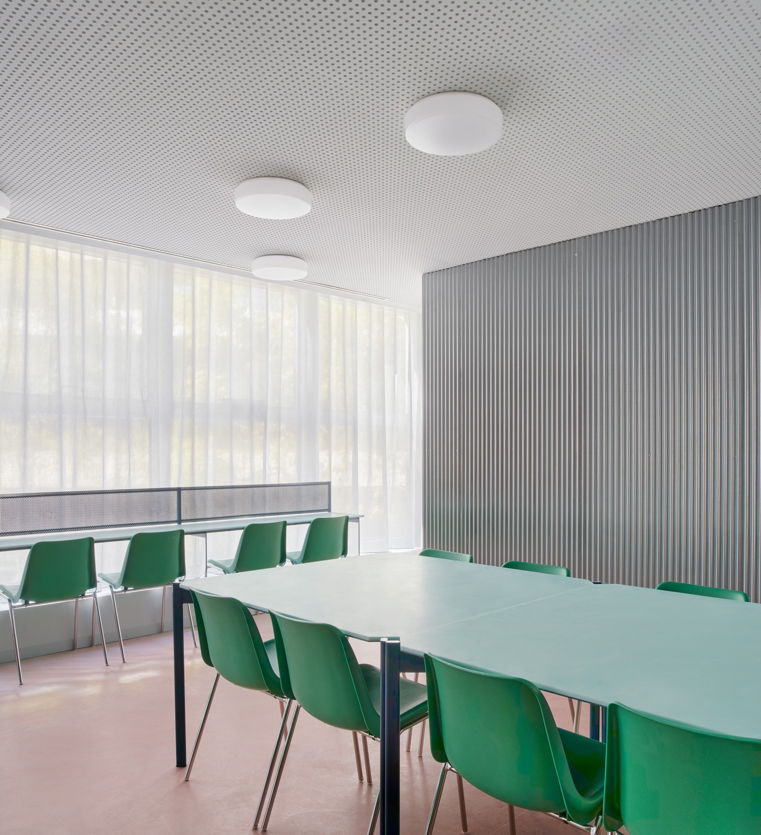 SAIER援助服务中心改造丨西班牙巴塞罗那丨Flexo Arquitectura-25