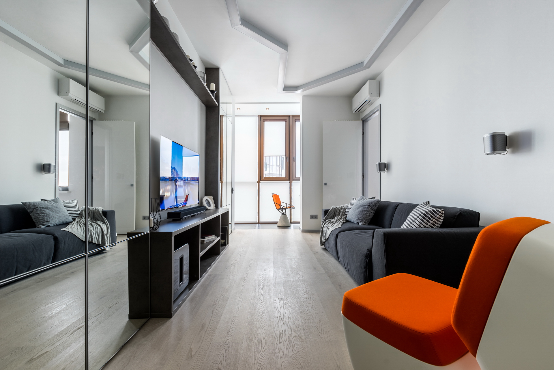 Квартира на Обводном-6