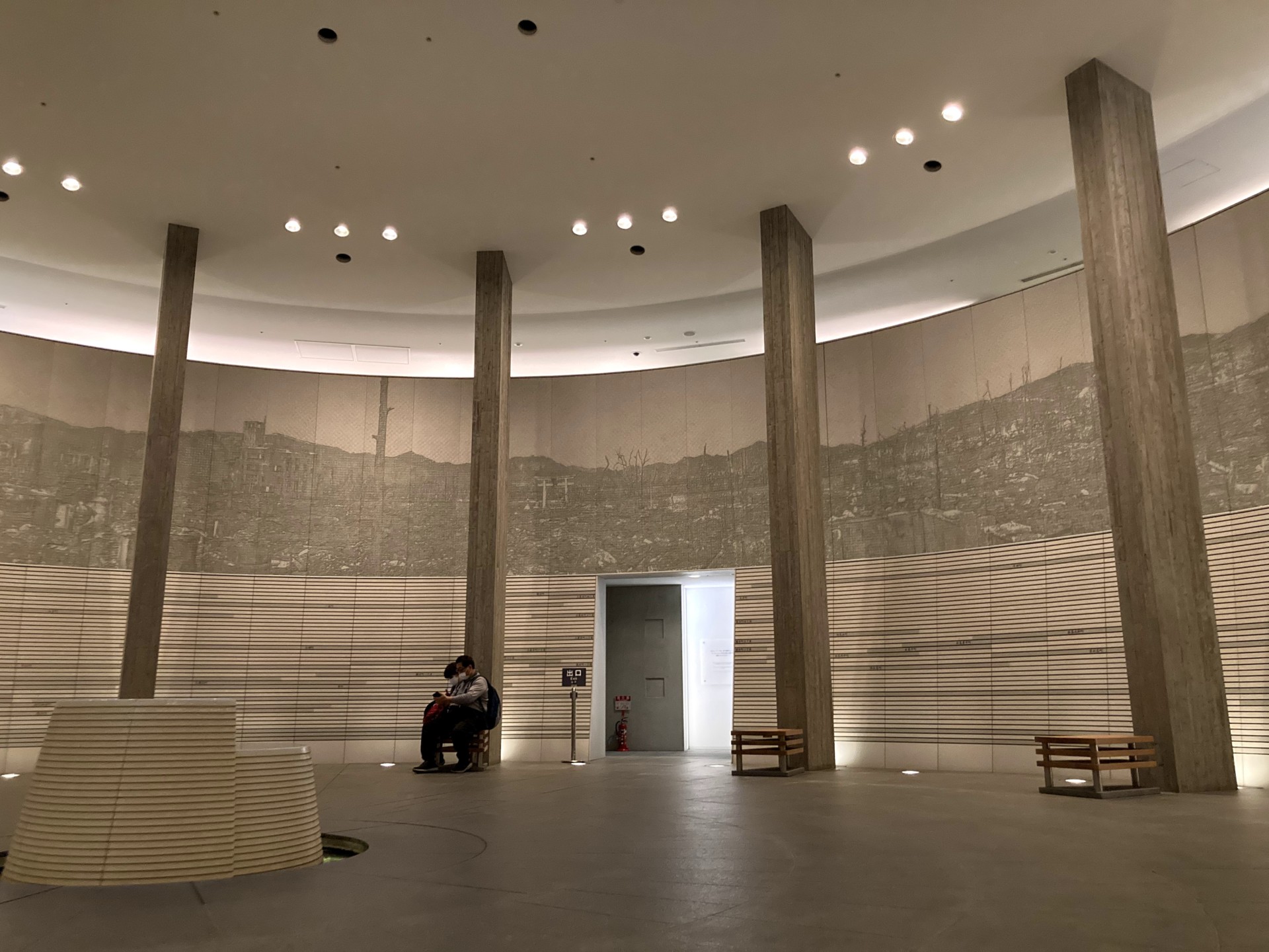 广岛和平纪念公园相关建筑群丨日本广岛丨丹下健三,伊萨姆·诺古奇-34