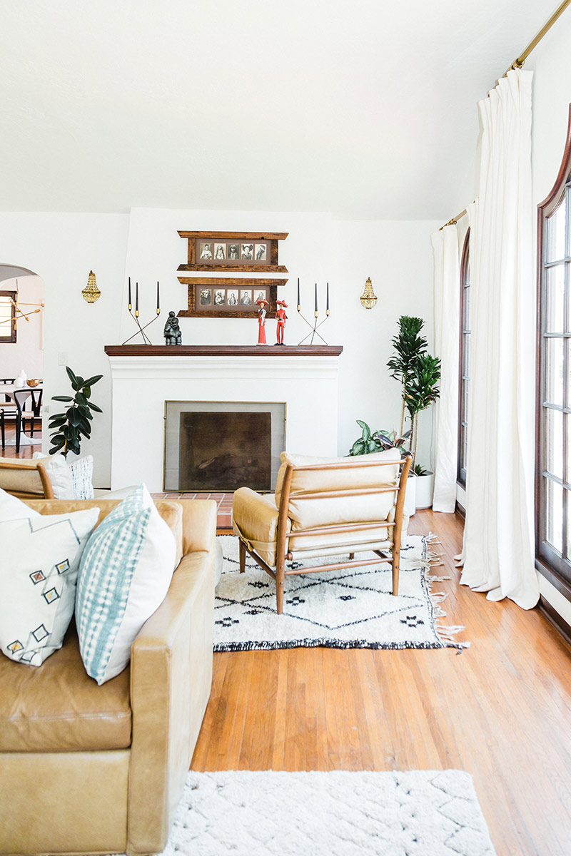 30 Tips to DIY and Decorate Your Fireplace Mantel Shelf-22