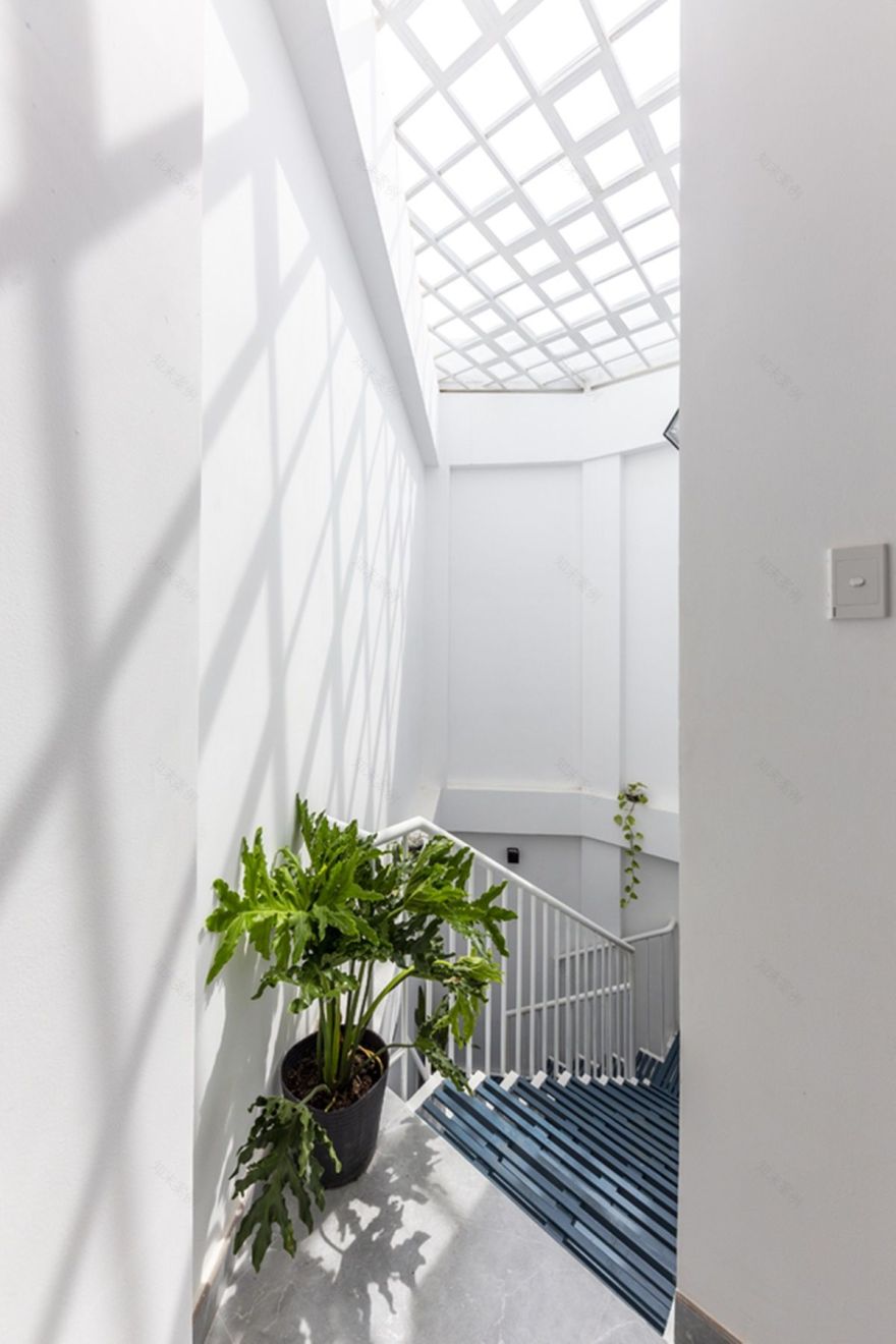 超酷设计!河内独特的“阳光房”住宅-9