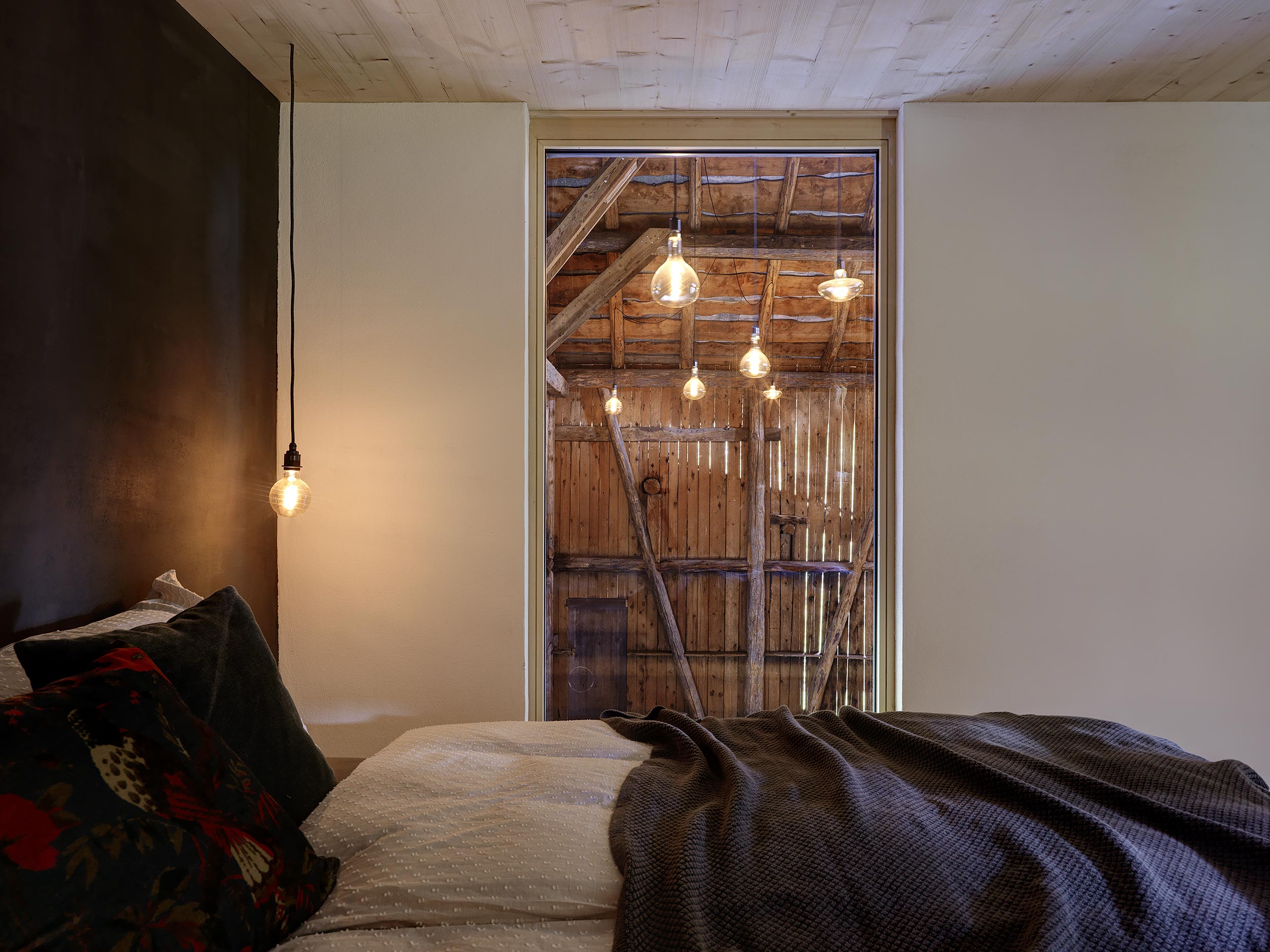 瑞士山地小屋的现代改造丨Christoph Cavigelli-43