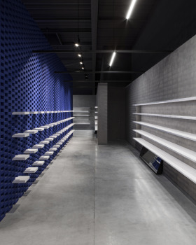 WeWantMore 丨 鞋店 丨 KevinShoes Store