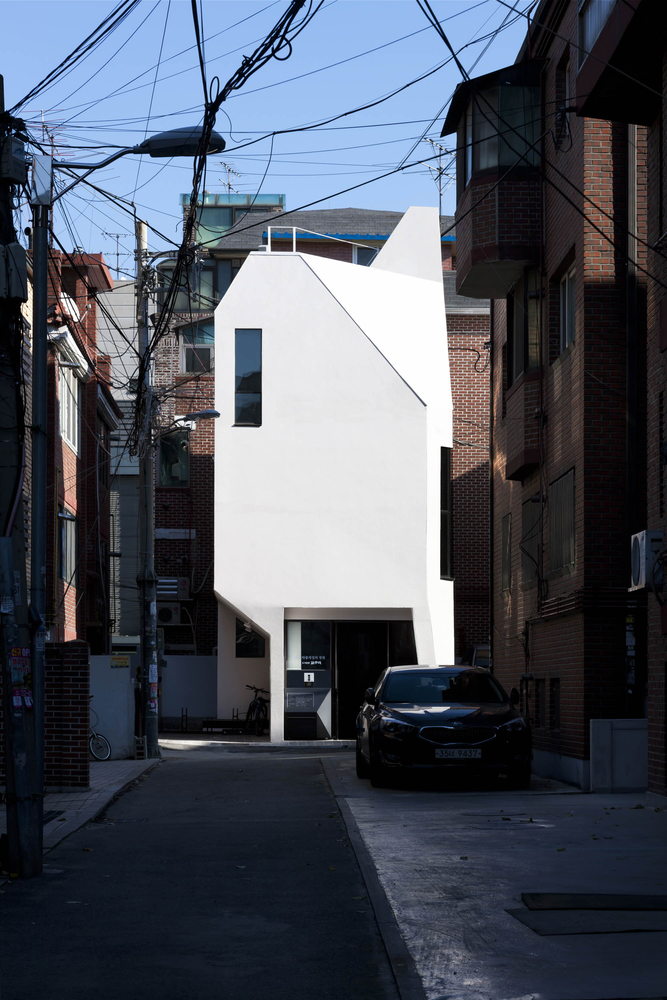 加尔穆里出版社-1