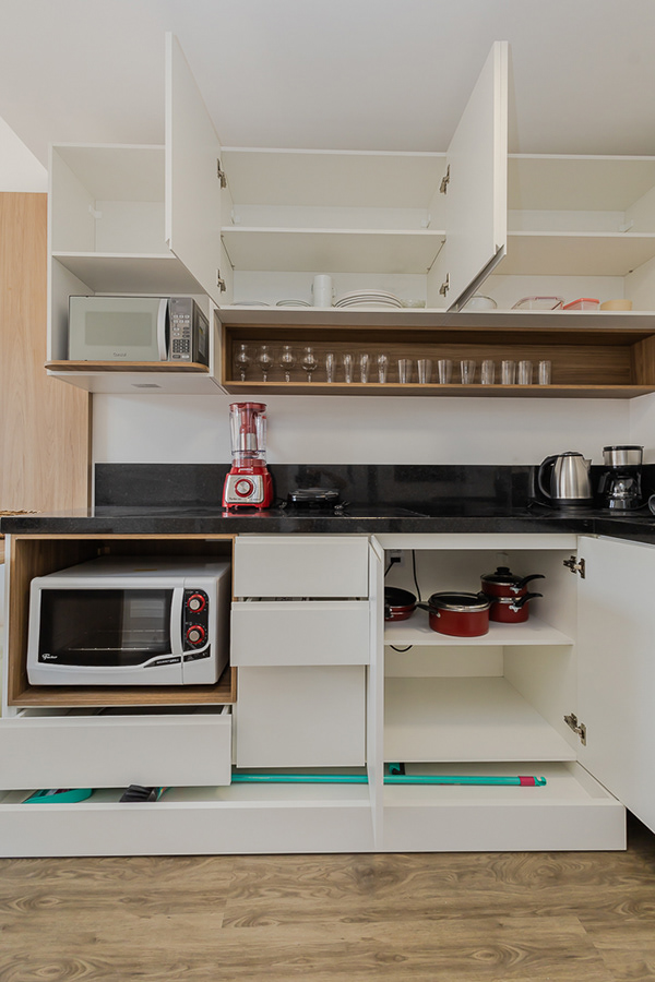 Modern Airbnb Apartment-8