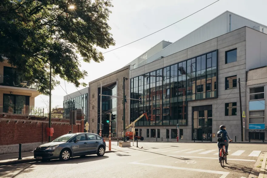 圣米歇尔莫伦贝克学校校园丨比利时-10