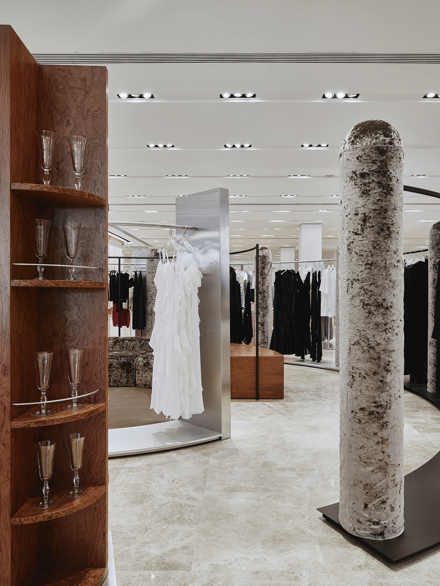 服装店丨SINITSA BURO-12