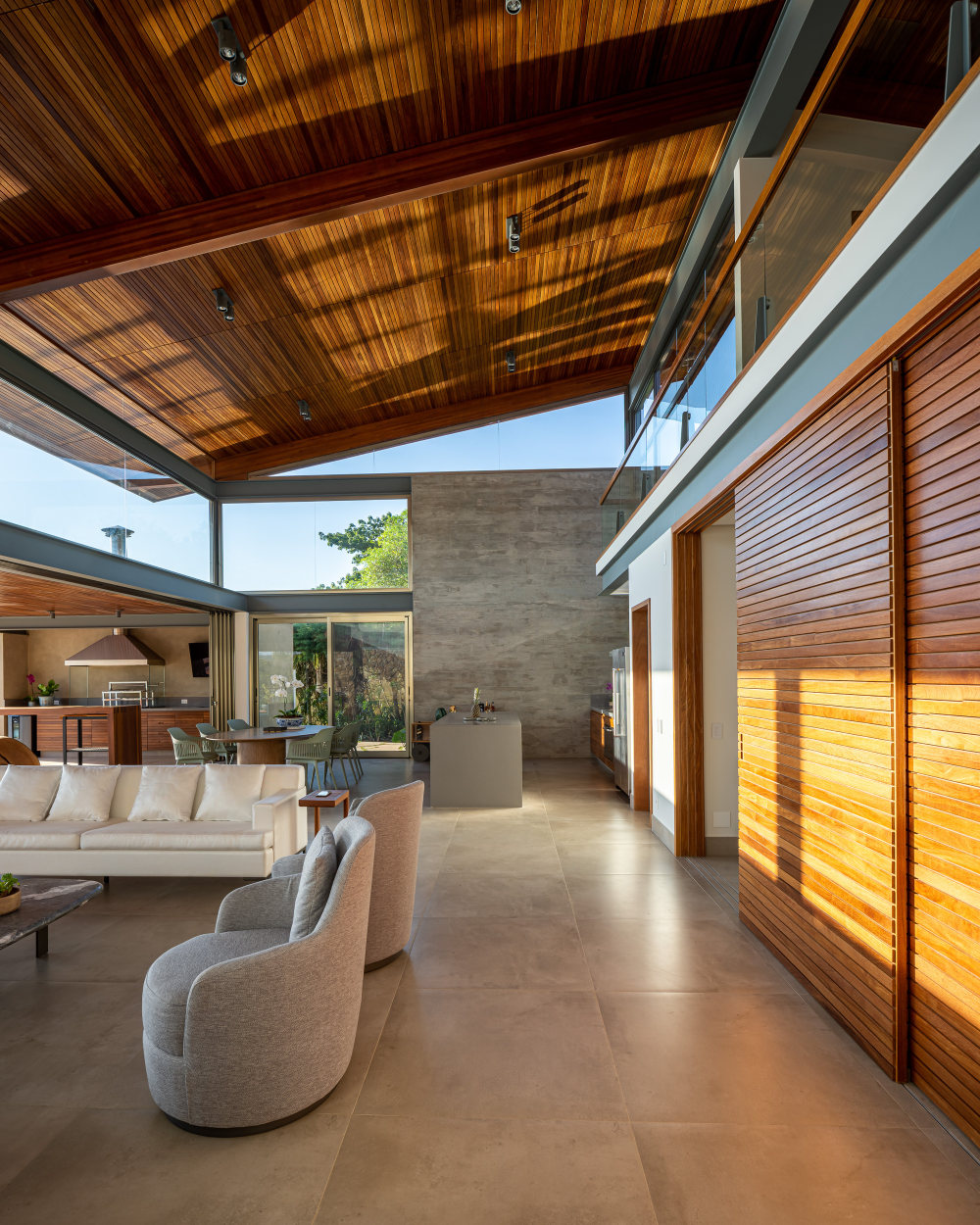 巴西水库旁的全景住宅设计-37