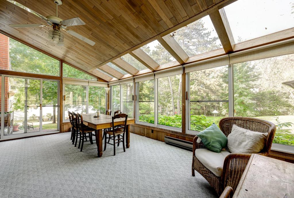 圣普拉西德劳伦琴地区温馨住宅丨Joli Joli Design-15