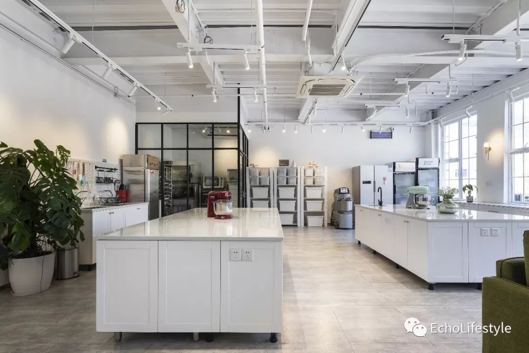 工装设计:暗淡毛坯变身优雅复古烘焙工作室-34