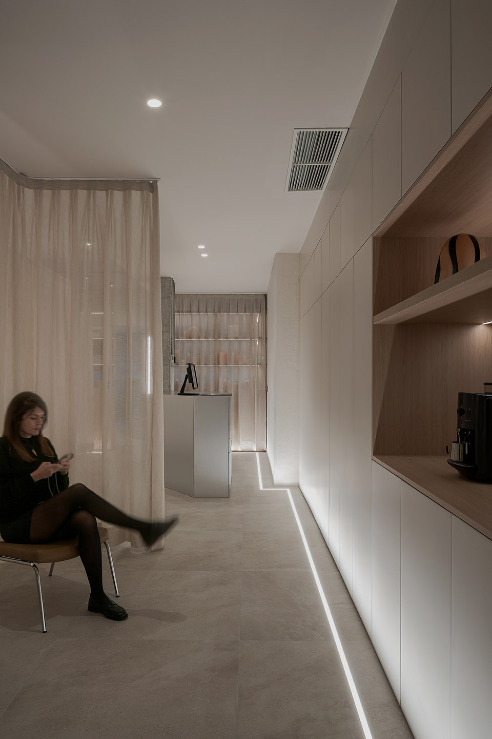 Carlos Pons美容沙龙丨西班牙蓬特韦德拉丨NAN Arquitectos-64