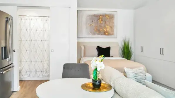 旧车库变身高颜值设计小屋-6