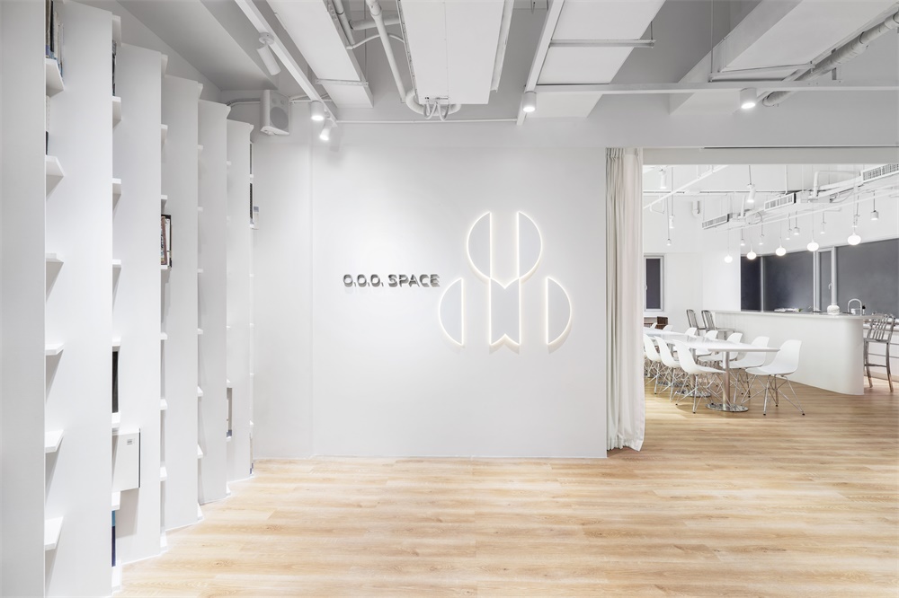 靳刘高设计 | 创意办公与公共空间的互动-25