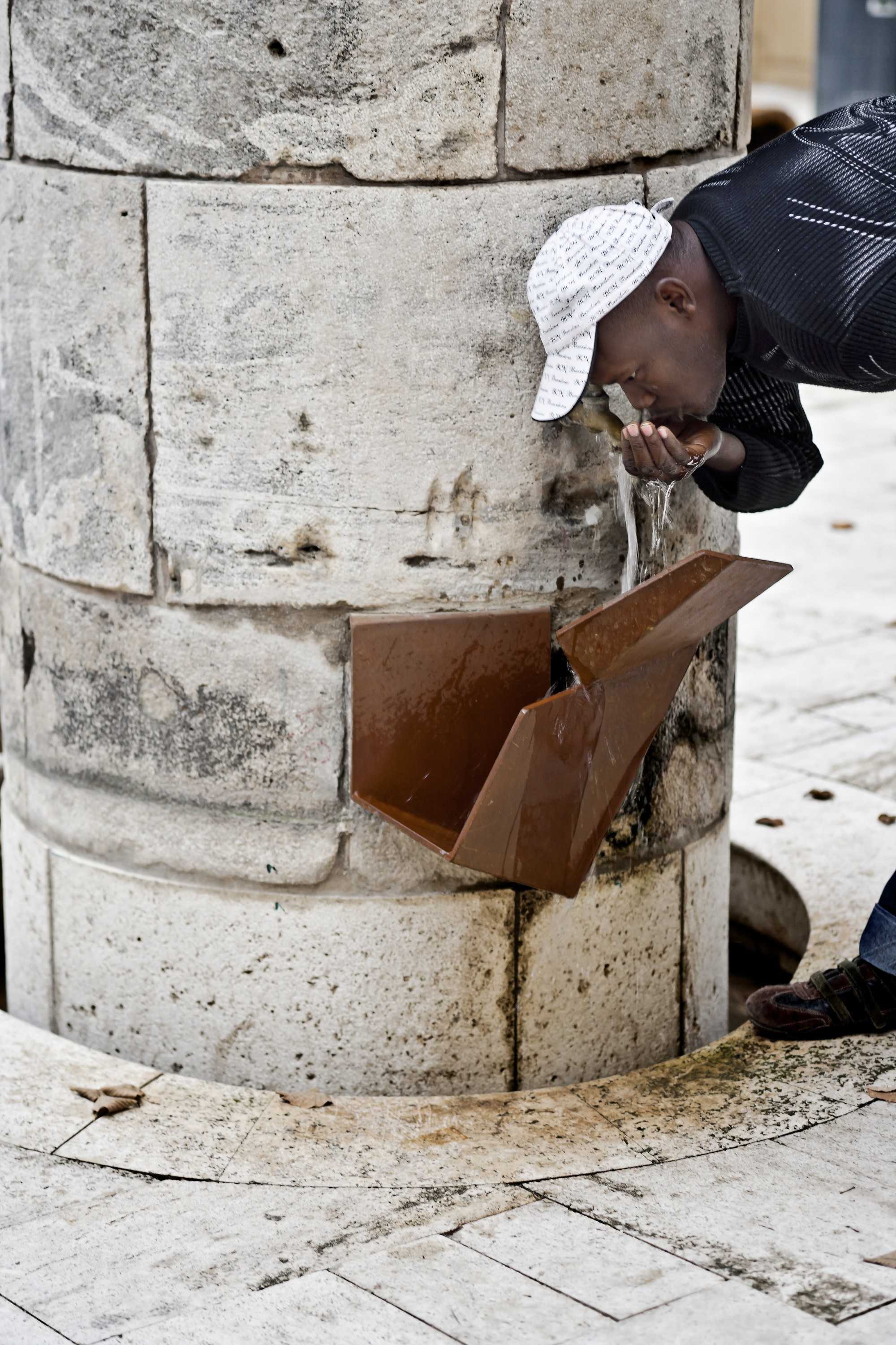 西班牙班约莱斯老城区 Banyoles 景观改造设计-22