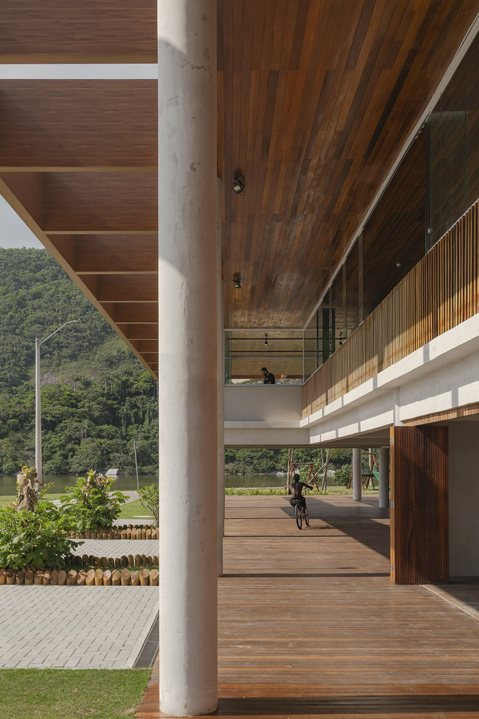 Niterói生态博物馆及Piratininga湖公园丨巴西里约热内卢丨KAAN Architecten,Phyorestore SAS等-23