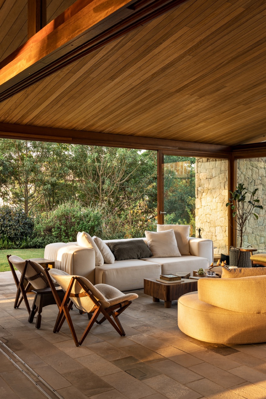 VLP住宅;VLP房屋(注:由于VLP可能是特定的缩写,在没有更多背景信息时,仅从字面翻译为住宅或房屋,若VLP有特定含义,需根据具体语境进一步确定) 丨巴西丨Pascali Semerdjian Arquitetos-23