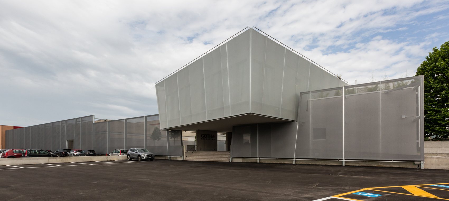 iarchitects——Gotha化妆品公司-3