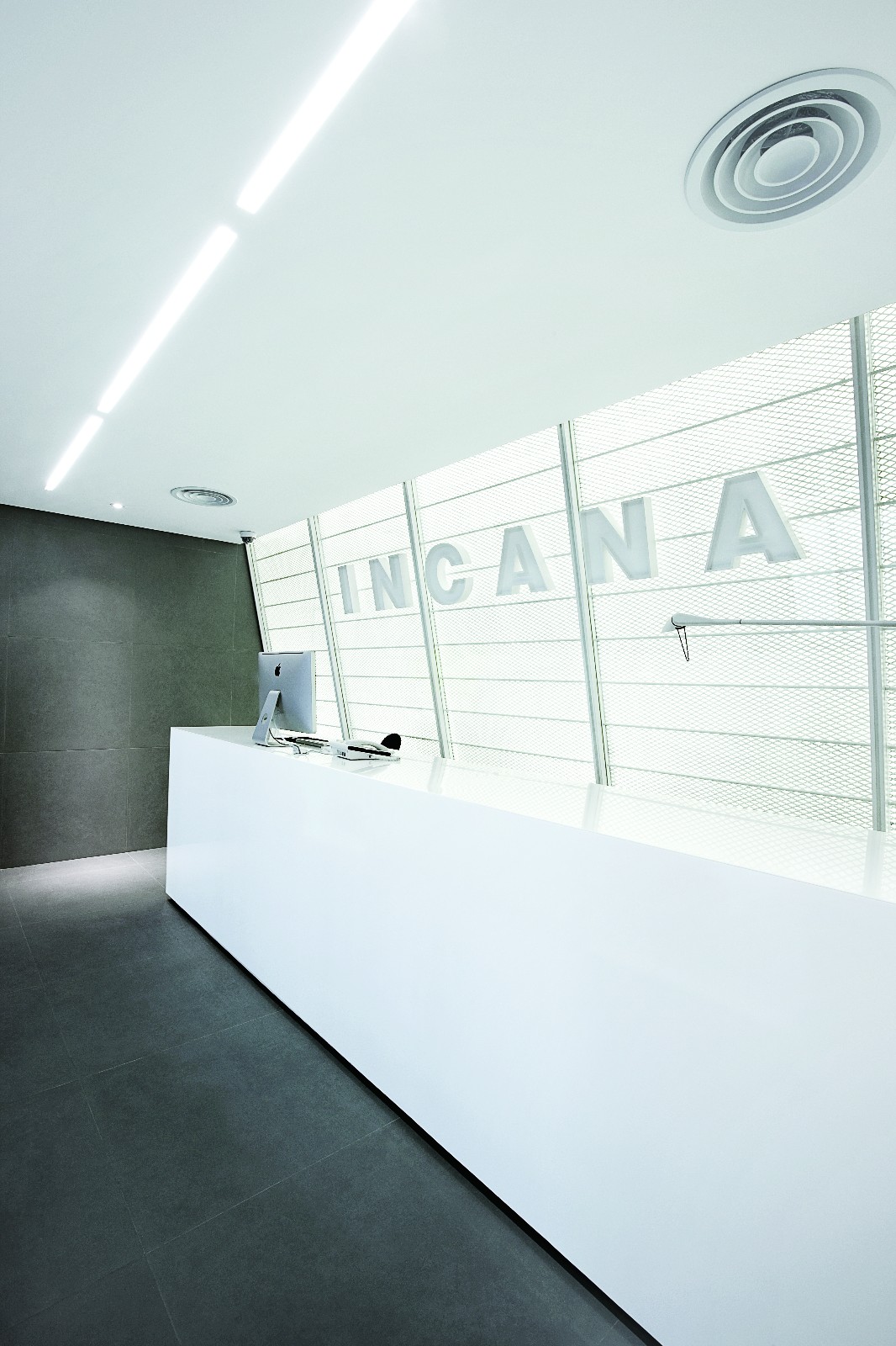 深圳 INCANA 西帷办公室 | 精致、有序的时尚空间-17