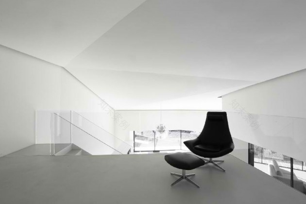 节能的木质与铜质简约别墅丨意大利丨Camillo Botticini Architect-22