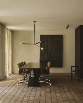 克罗伊茨贝格霍夫前屋丨德国杜塞尔多夫丨Nidus