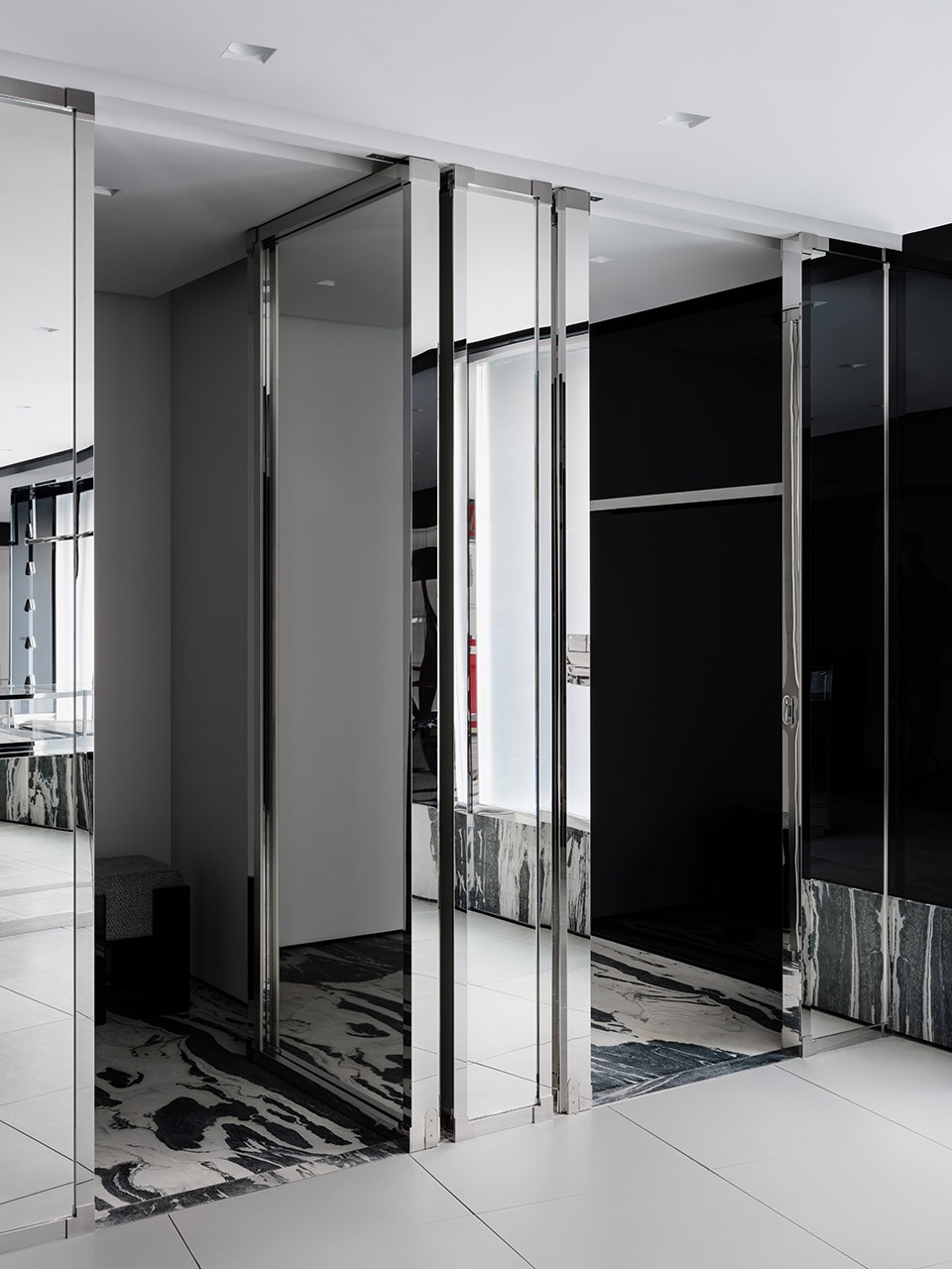 CASA CALVINLUO 上海商城精品店 | 简约精致,打造品牌之家-33