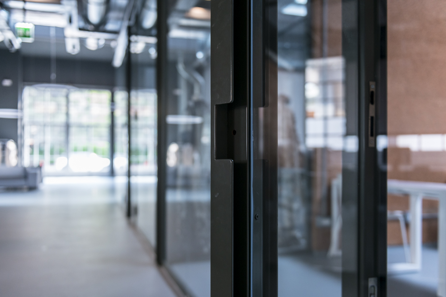 意大利米兰 Accademia Della Moda Milano 总部设计,时尚与创意的完美融合-12