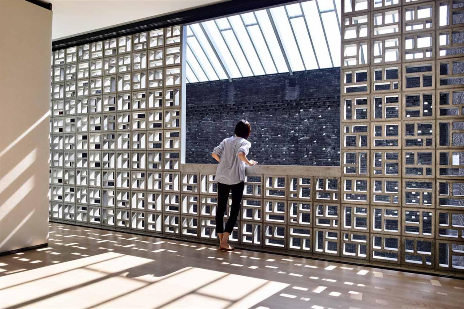 新加坡 HYLA 建筑事务所的"无顶房间"住宅设计-4