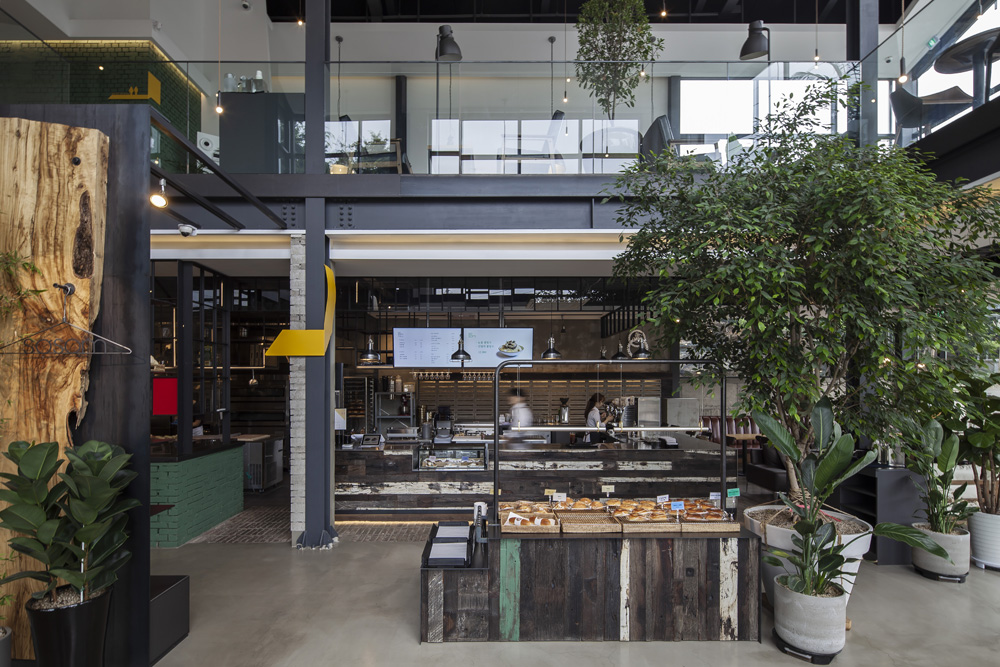 大型咖啡厅室内设计案例分享-4