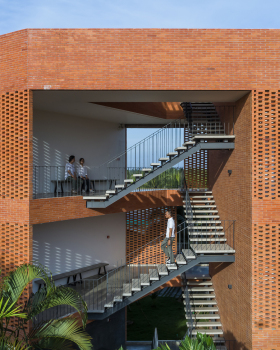 槟椥酒店丨越南丨Sanuki Daisuke architects