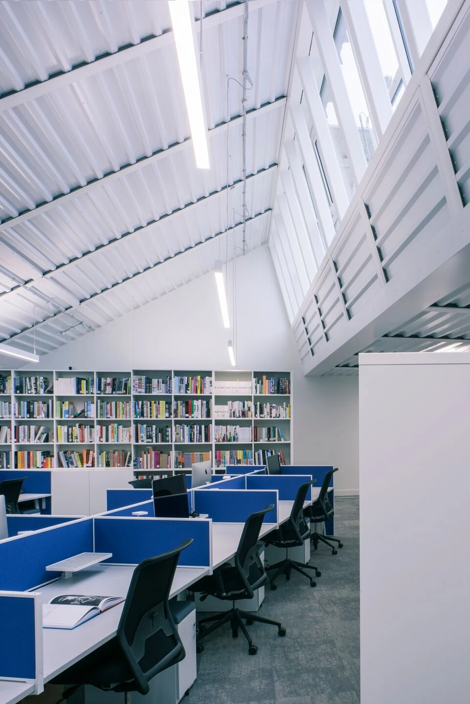 费顿出版社总部丨英国伦敦丨Paolo Cossu Architects-5