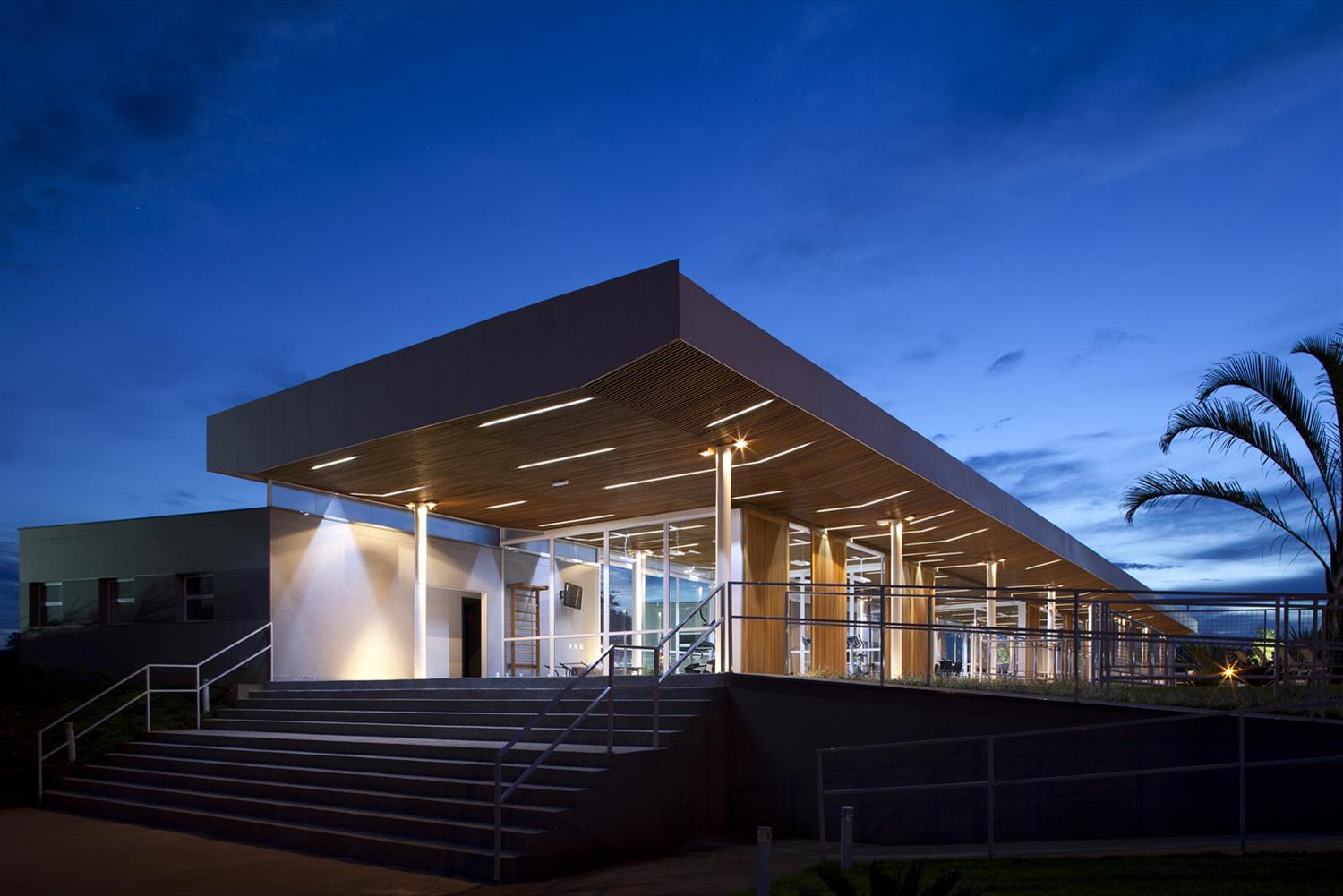 阿尔法城皮拉西卡巴俱乐部-5