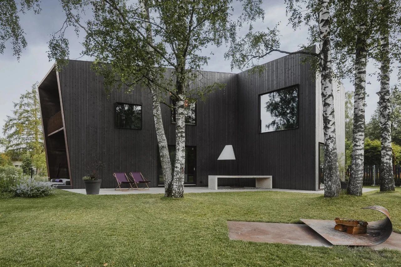 189m²黑色系别墅-3