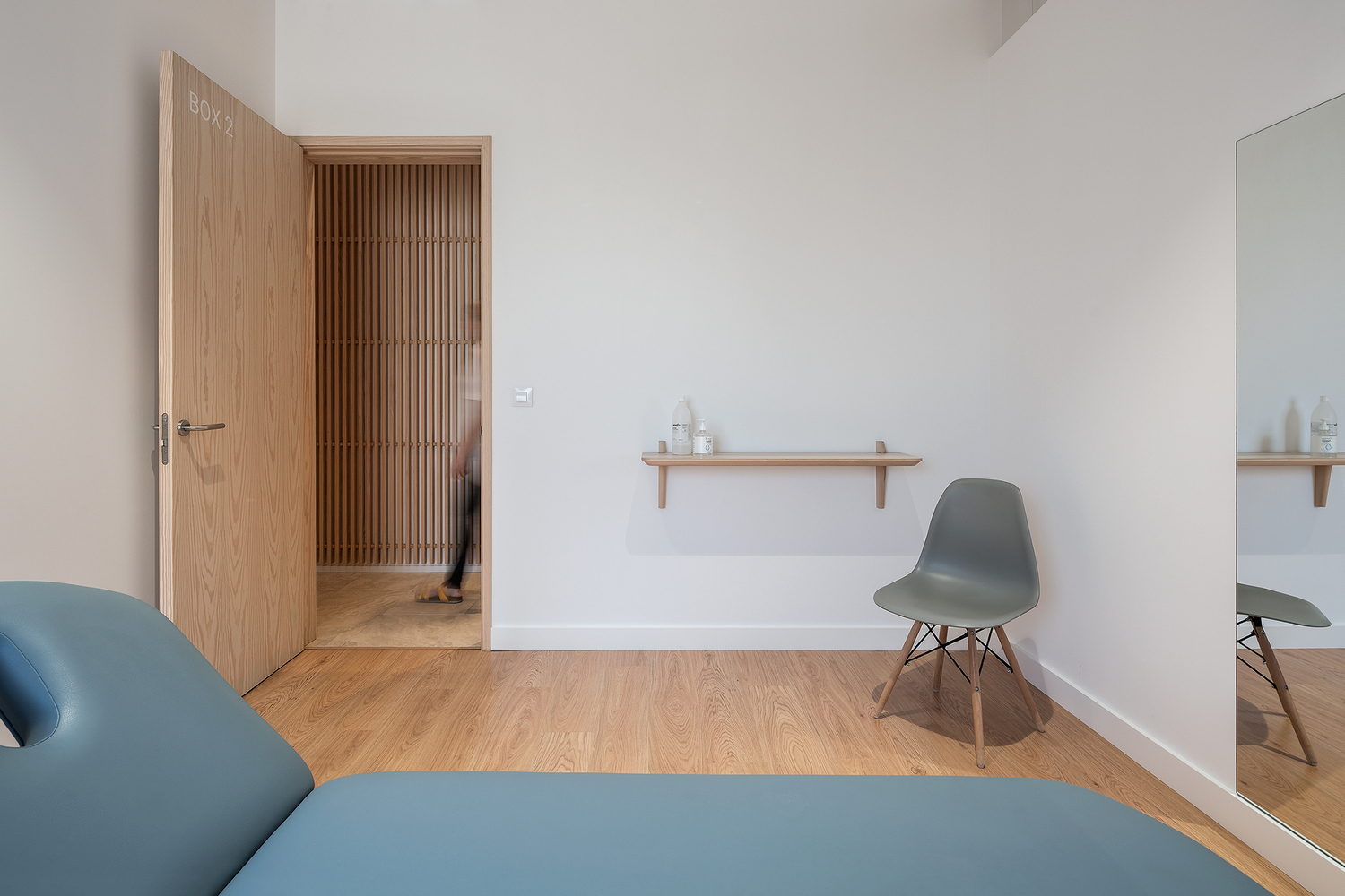 西内利亚物理治疗中心丨西班牙丨Erbalunga estudio-17