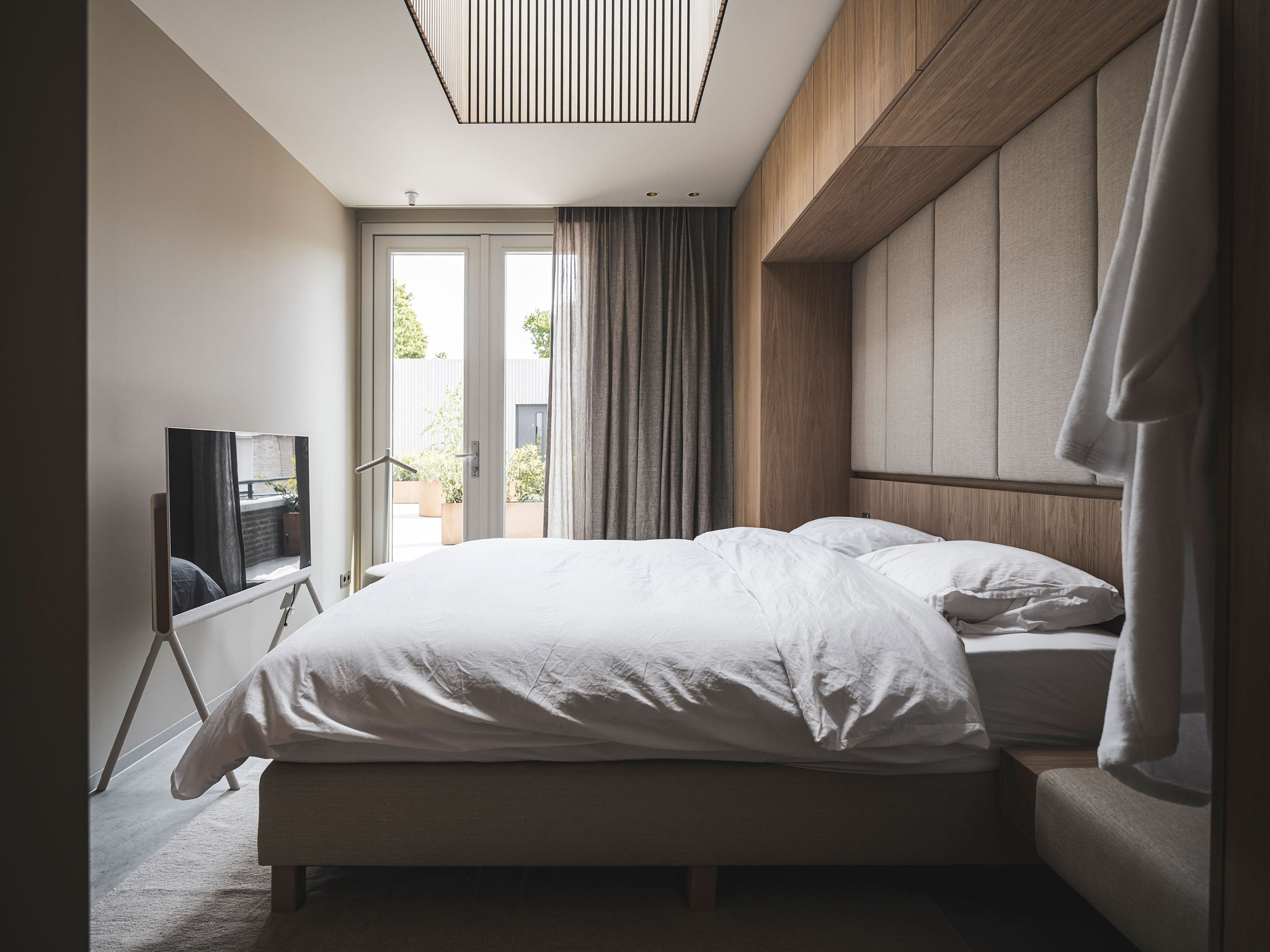 Penthouse aan bosrand, Schoorl • Jeroen de Nijs architect • interior • bni bv • Amsterdam-5