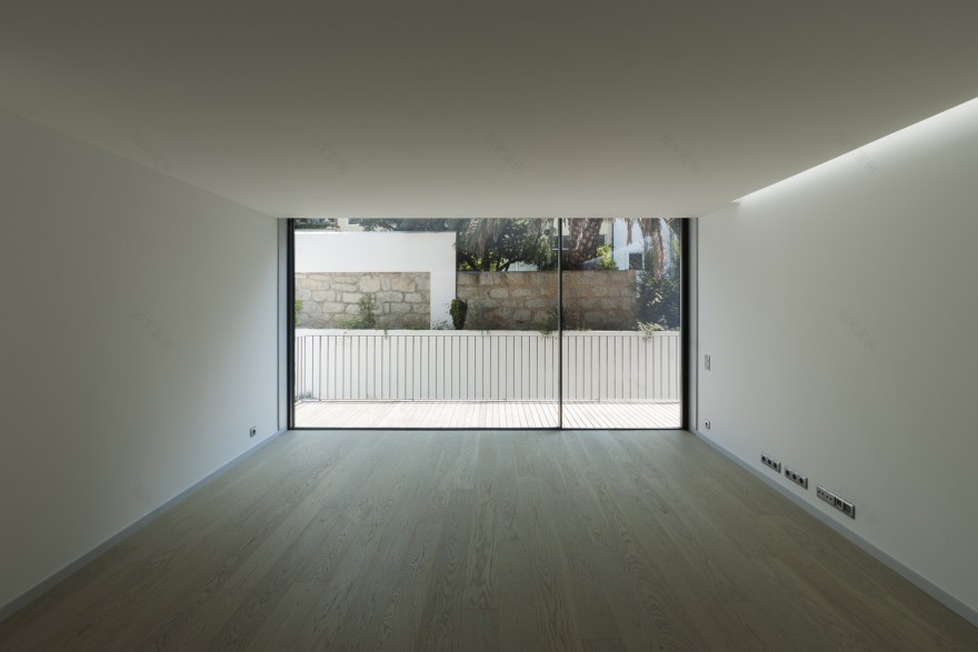 葡萄牙波尔图海岸公寓建筑-33