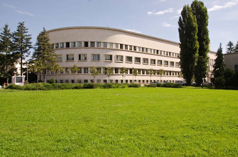 诺维萨德巴诺维纳地下车库上方地面景观设计项目丨待招标确定-4