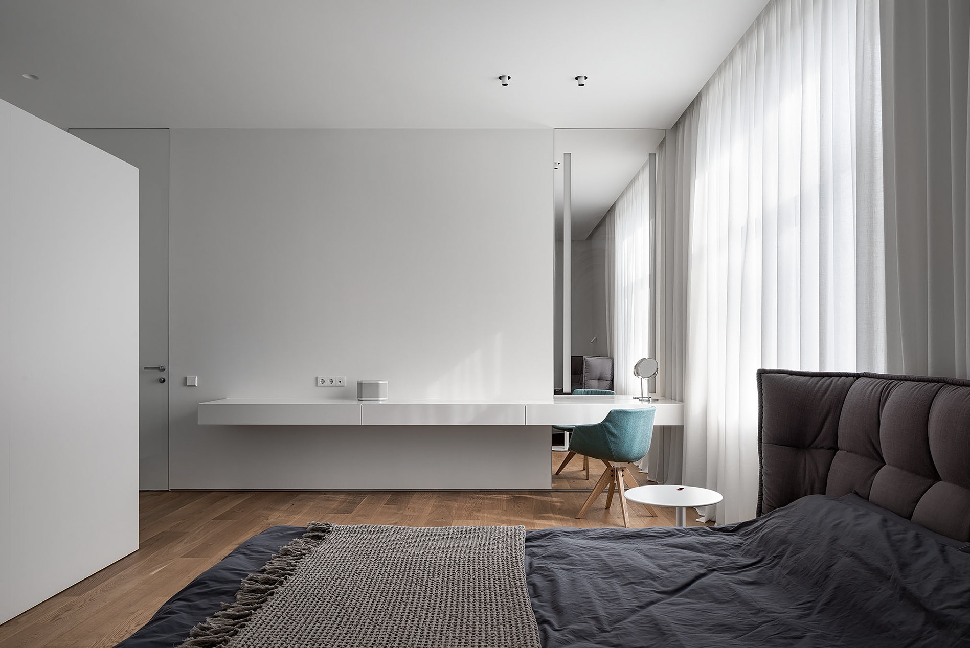 白色+粉色公寓设计 赋予空间跳跃的生命力-10