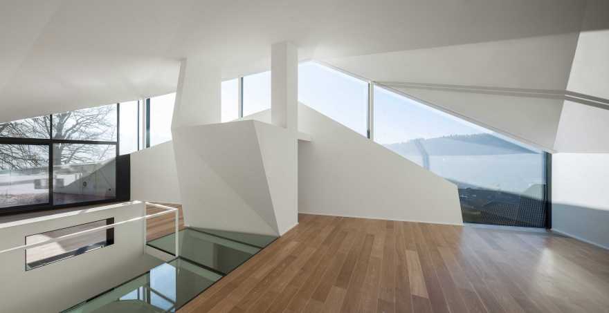 residential building with 15 units-28