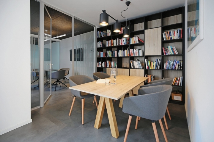 意大利科技公司e Novia米兰办公室  Il Prisma设计团队-11