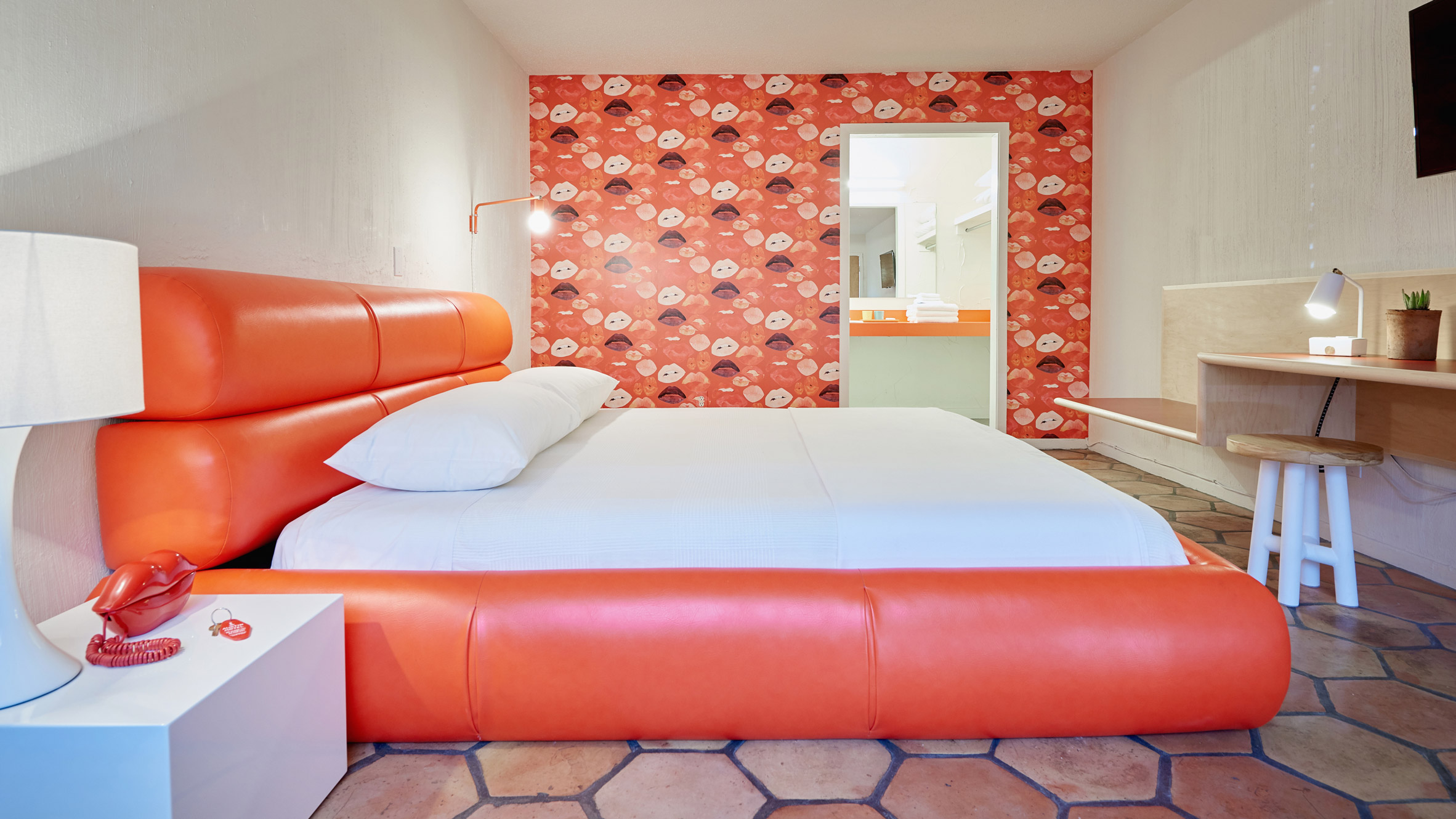 Austin Motel receives 1950s makeover from Liz Lambert-0