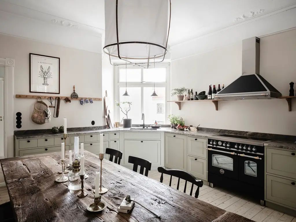 瑞典古堡公寓 | 古典与现代的完美结合-1