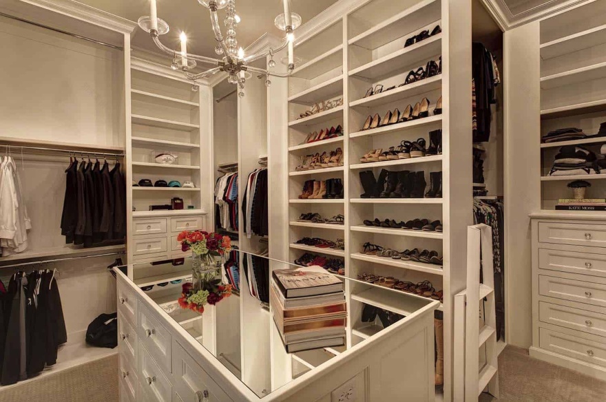 Gorgeous stone clad home with elegant interiors in Southlake, Texas-16